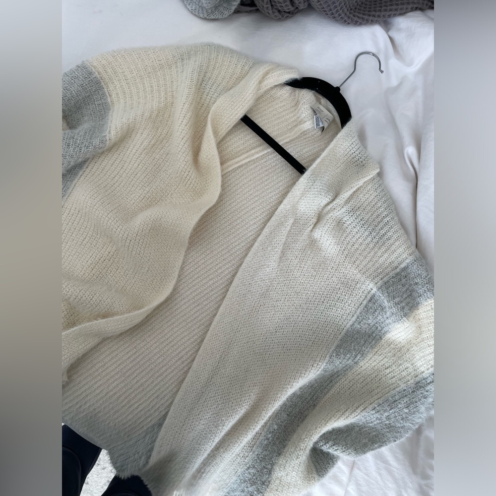 Anthropologie Sweater Cardigan
